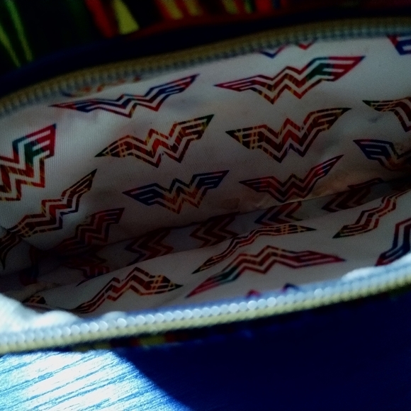 Limited edition jujube mini bff wonder woman print - Picture 8 of 17